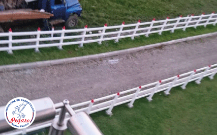 madera platica, construcción de cercas, fabricantes de cercas, postes plásticos, polines plásticos, madera ecológica, corrales de finca